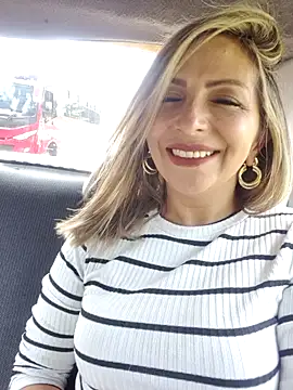 Snapshot of _Abril-Office1 chatting on 02.04.25 Abril-Office1 online show from 02.04.25