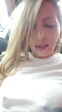 Snapshot of _Abril-Office1 chatting on 02.17.25 Abril-Office1 online show from 02.17.25