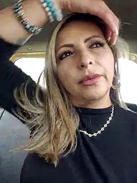 Snapshot of _Abril-Office1 chatting on 02.20.25 Abril-Office1 online show from 02.20.25