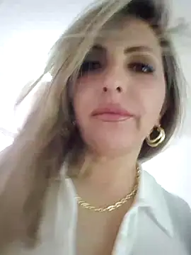 Snapshot of _Abril-Office1 chatting on 02.24.25 Abril-Office1 online show from 02.24.25