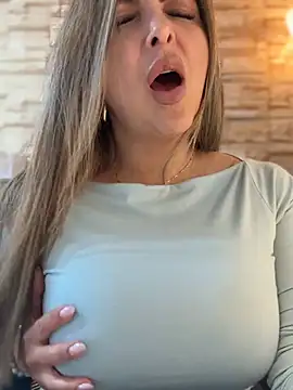 Snapshot of _Abril-Office1 chatting on 01.12.26 Abril-Office1 online show from 01.12.26