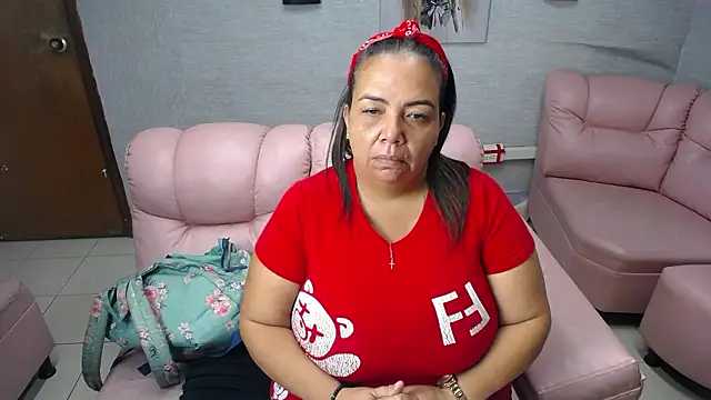 Penelope Nipples  online show from 01.17.26