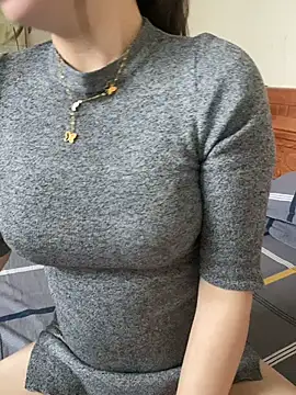 Snapshot of Ruby_bear chatting on 02.12.25 Ruby bear online show from 02.12.25