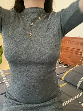 Snapshot of Ruby_bear chatting on 02.12.25 Ruby bear online show from 02.12.25