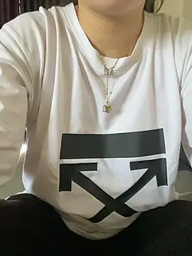 Snapshot of Ruby_bear chatting on 03.21.25 Ruby bear online show from 03.21.25