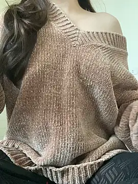 Snapshot of Ruby_bear chatting on 11.19.25 Ruby bear online show from 11.19.25