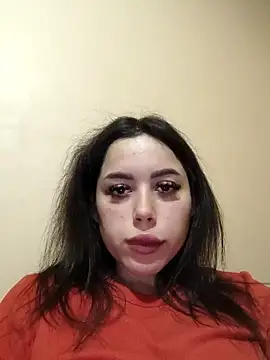 LovelyJulliette online show from 02.18.25