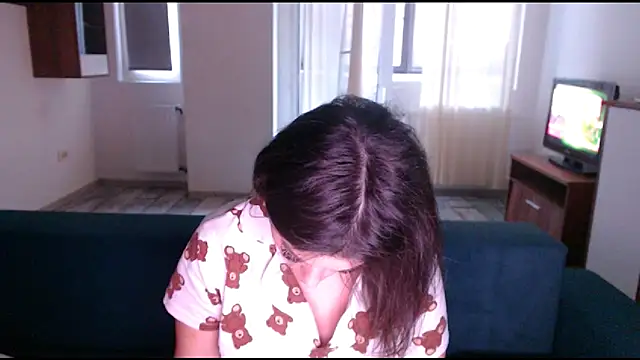 LovelyJulliette online show from 03.16.25