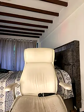 Snapshot of natashasweet chatting on 09.14.25 natashasweet online show from 09.14.25