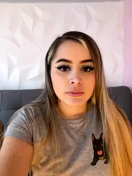 Snapshot of natashasweet chatting on 09.28.25 natashasweet online show from 09.28.25