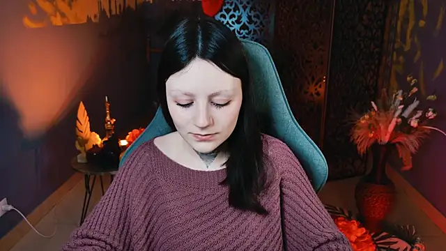 VeliraBraitberg online show from 12.04.24