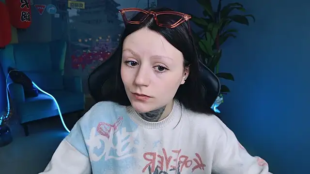 VeliraBraitberg online show from 12.05.24