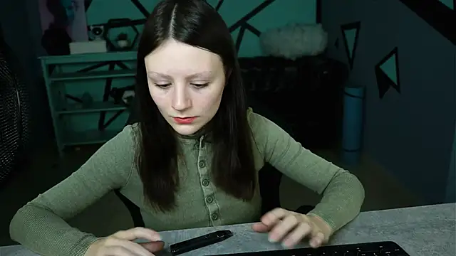 VeliraBraitberg online show from 01.10.25