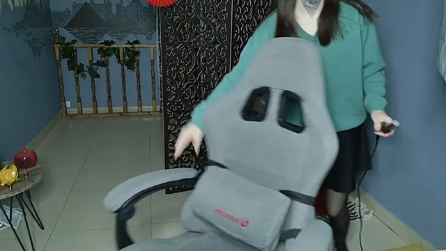 VeliraBraitberg online show from 01.31.25