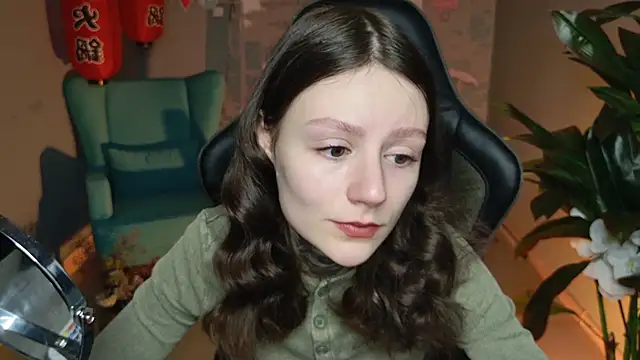 VeliraBraitberg online show from 02.06.25