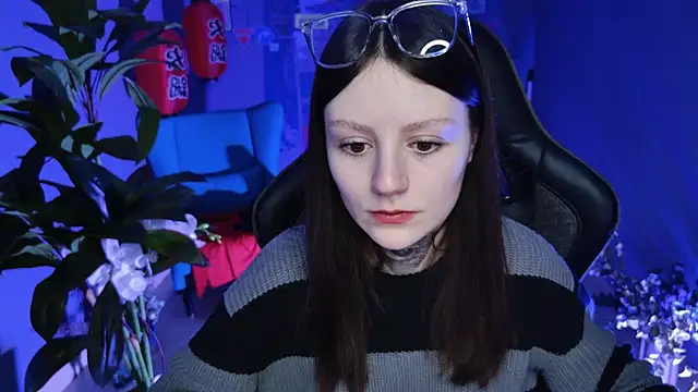 VeliraBraitberg online show from 02.12.25