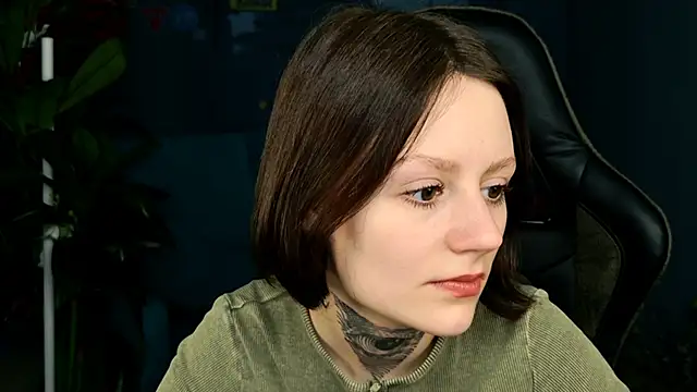 VeliraBraitberg online show from 03.13.25