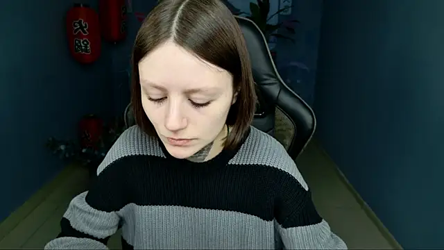 VeliraBraitberg online show from 03.20.25