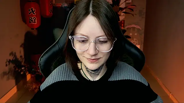 VeliraBraitberg online show from 03.20.25