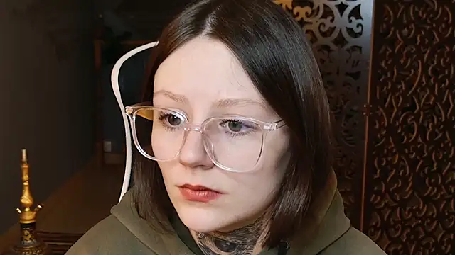 VeliraBraitberg online show from 03.21.25