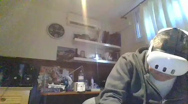 Snapshot of fransexdol chatting on 01.17.25 fransexdol online show from 01.17.25