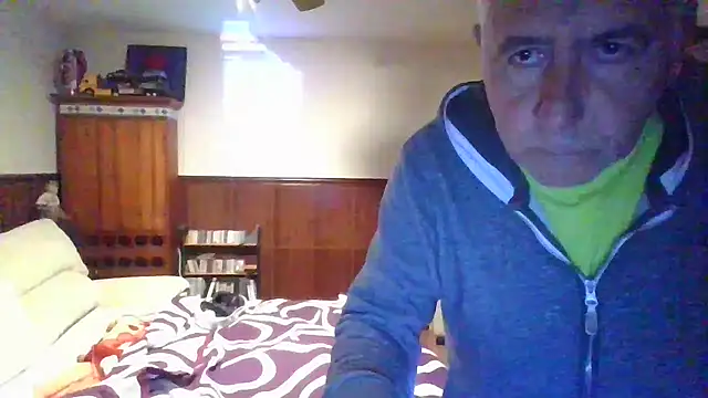 Snapshot of fransexdol chatting on 02.22.25 fransexdol online show from 02.22.25