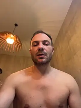 Adventurehotman online show from 04.02.26