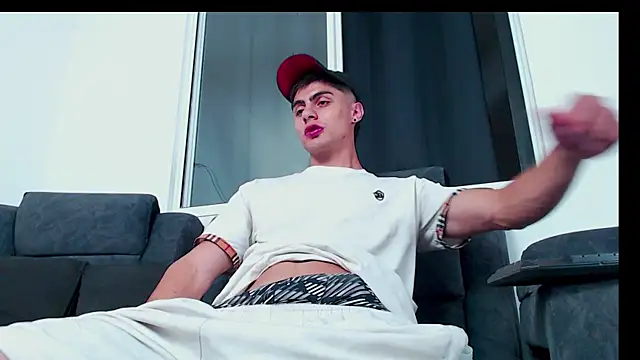 Snapshot of Stiven_CL chatting on 09.18.25 Stiven CL online show from 09.18.25