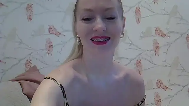 ZarinaSwift online show from 01.15.25