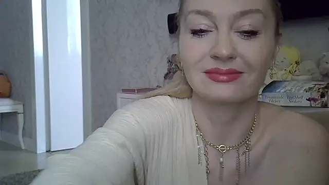 ZarinaSwift online show from 02.22.26