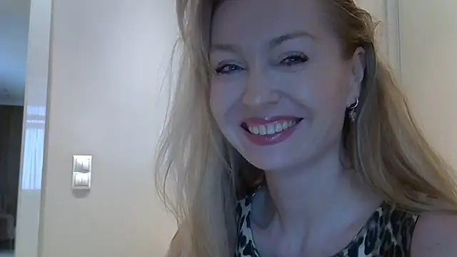 ZarinaSwift online show from 03.28.26