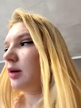 AmmyHot online show from 10.23.25