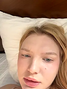 AmmyHot online show from 11.15.25