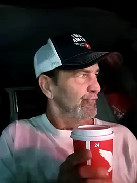 Snapshot of Hotbodyscottie chatting on 12.18.24 Hotbodyscottie online show from 12.18.24