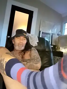 Snapshot of Hotbodyscottie chatting on 02.19.25 Hotbodyscottie online show from 02.19.25