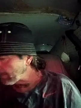 Snapshot of Hotbodyscottie chatting on 09.15.25 Hotbodyscottie online show from 09.15.25