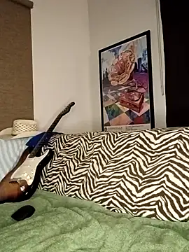 Snapshot of Hotbodyscottie chatting on 09.22.25 Hotbodyscottie online show from 09.22.25