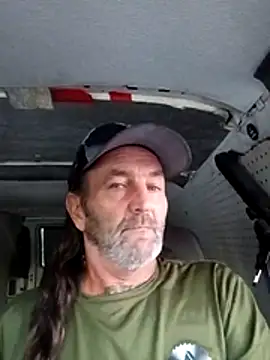 Snapshot of Hotbodyscottie chatting on 10.14.25 Hotbodyscottie online show from 10.14.25