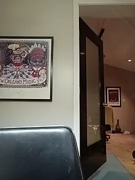 Hotbodyscottie online show from 12.04.25