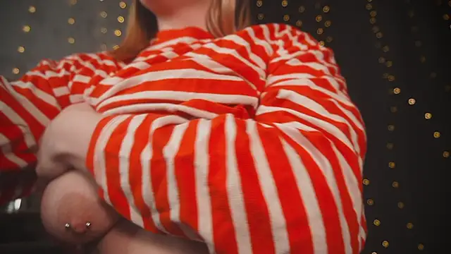 Snapshot of cuteamberlyyy chatting on 10.03.25 cuteamberlyyy online show from 10.03.25