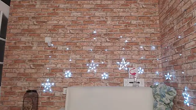 Amelia Kiss  online show from 09.12.25