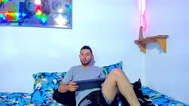 Bad Couple 1 online show from 01.29.25