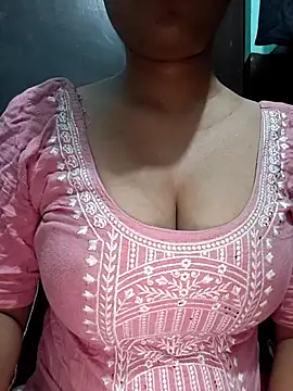 Snapshot of Kavita_ji chatting on 06.15.26 Kavita ji online show from 06.15.26