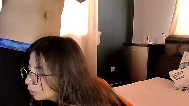 Snapshot of Alaia_sam chatting on 03.21.25 Alaia sam online show from 03.21.25