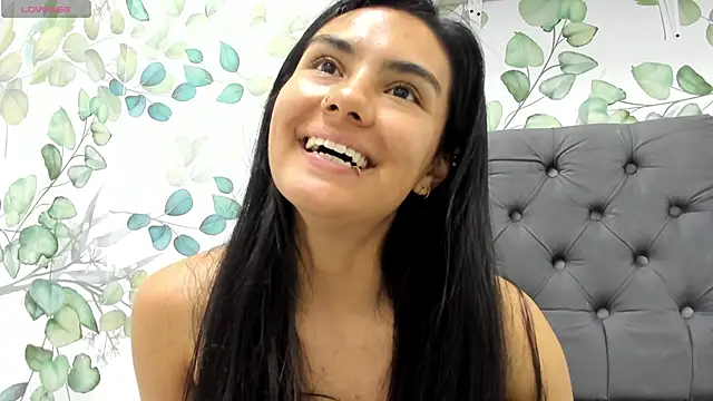 atilanadiaz7 online show from 12.30.24