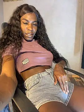 Snapshot of Richchocolatesweet_ chatting on 01.24.25 Richchocolatesweet online show from 01.24.25