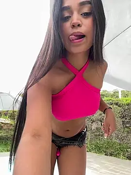 Snapshot of Juli_Walker chatting on 01.22.25 Juli Walker online show from 01.22.25