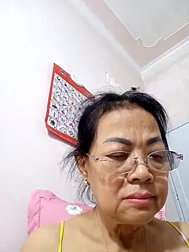 Hotestlove online show from 09.11.25