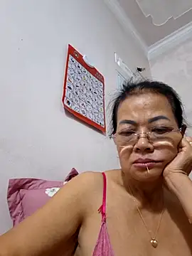 Hotestlove online show from 09.20.25