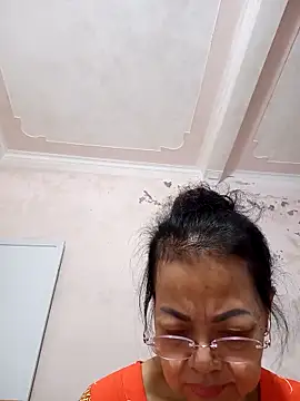 Hotestlove online show from 10.26.25